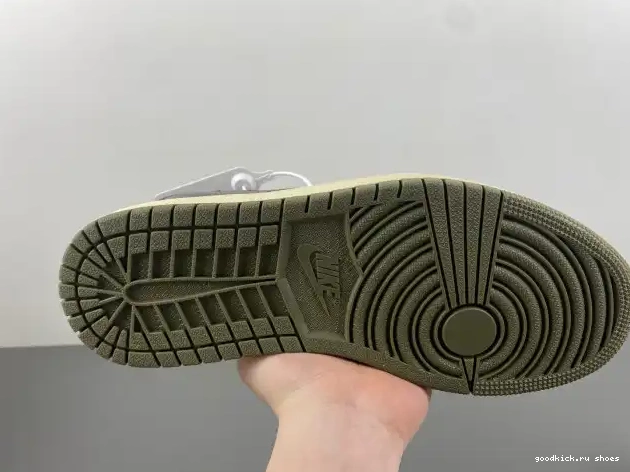 Rep 1 X SCOTT LOW TRAVIS AIR MEDIUM DM7866-200 OLIVE OG JORDAN 0612
